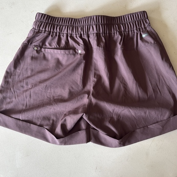 Mondetta rolled athletic shorts - Picture 6 of 6